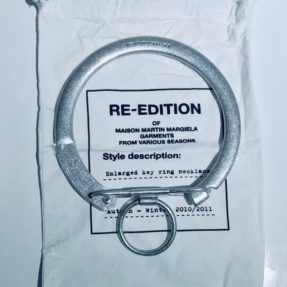 Maison Martin Margiela X H&M RARE Enlarged Key Ring Choker Necklace NIB NWOT - Picture 5 of 6